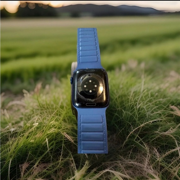 Apple Watch Series 6 - Picture 2 of 12